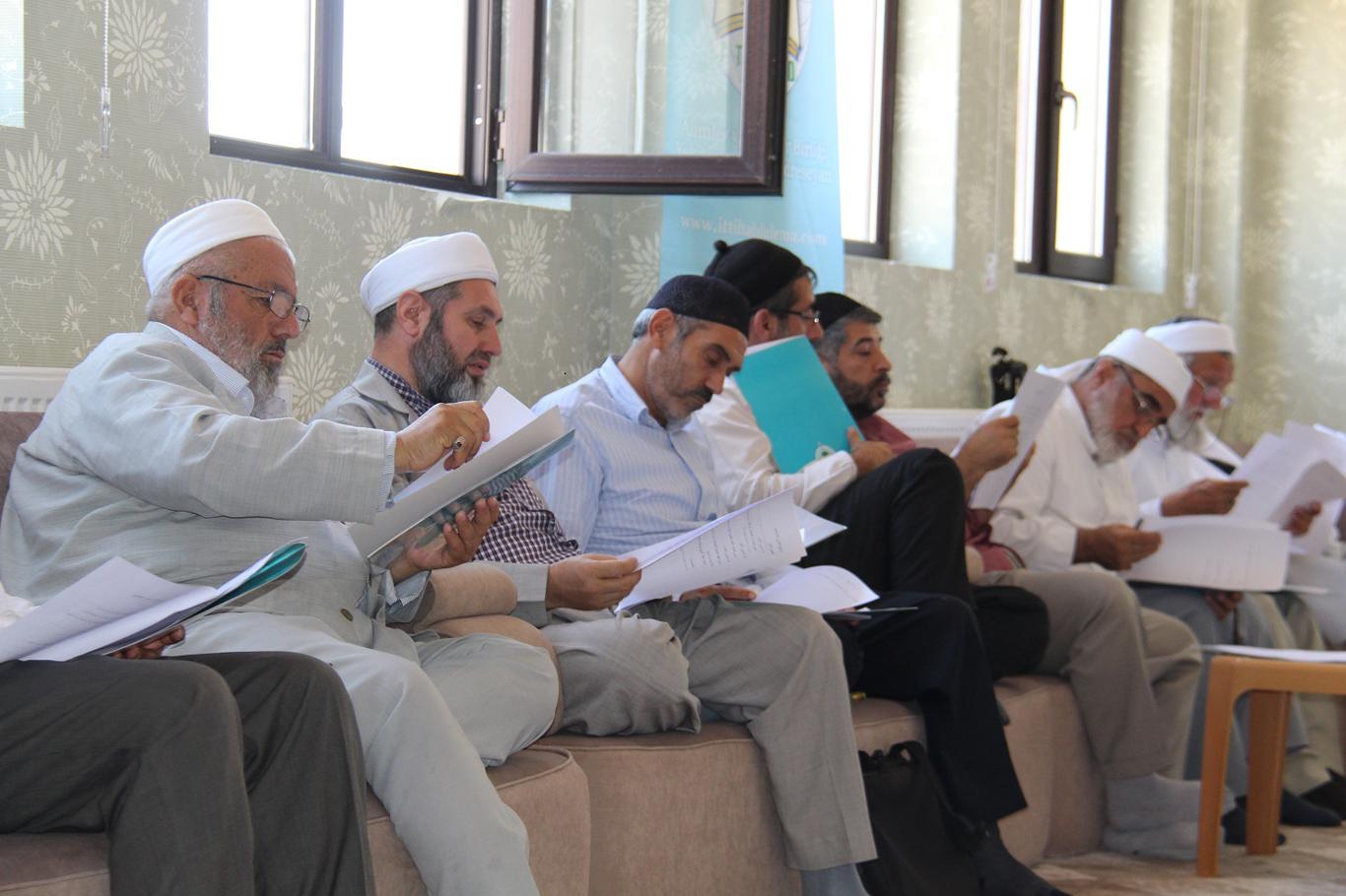 İttihad'ul Ulema medrese eğitim programı toplantısını yaptı İttihad'ul Ulema medrese eğitim programı toplantısını yaptı